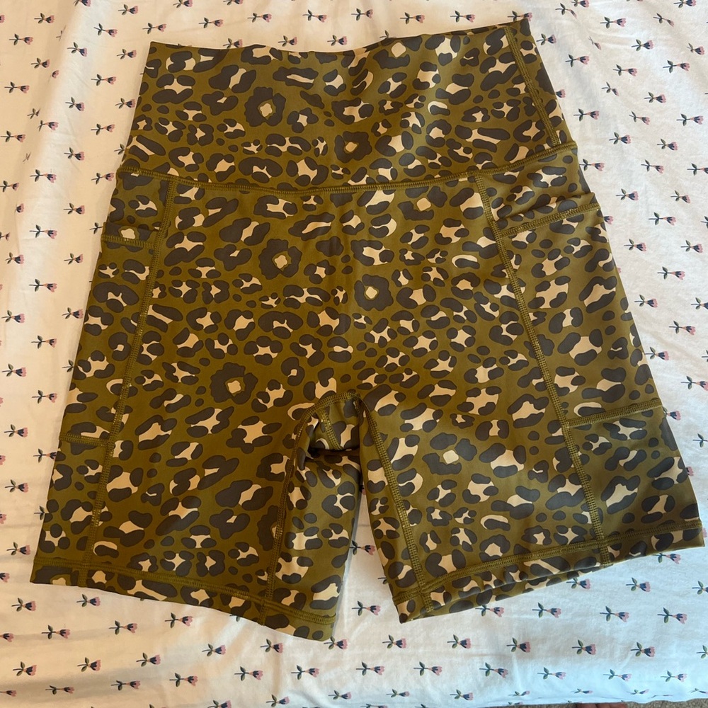 OFFLINE by Aerie biker shorts